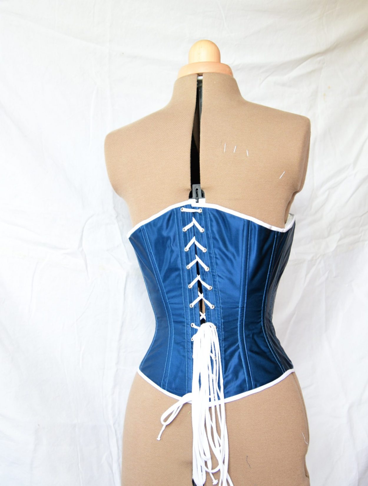 corset dos